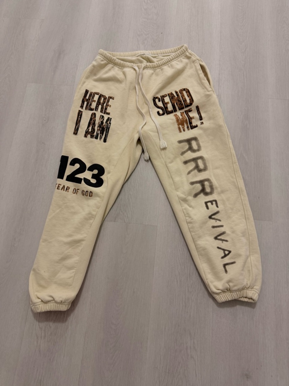 FEAR OF GOD X RRR 123 Mens Here I Am Send Me Graphic Print Cream Sweatpants M